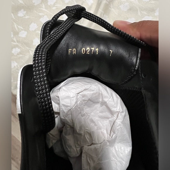 Louis Vuitton run away sneakers - Picture 5 of 7